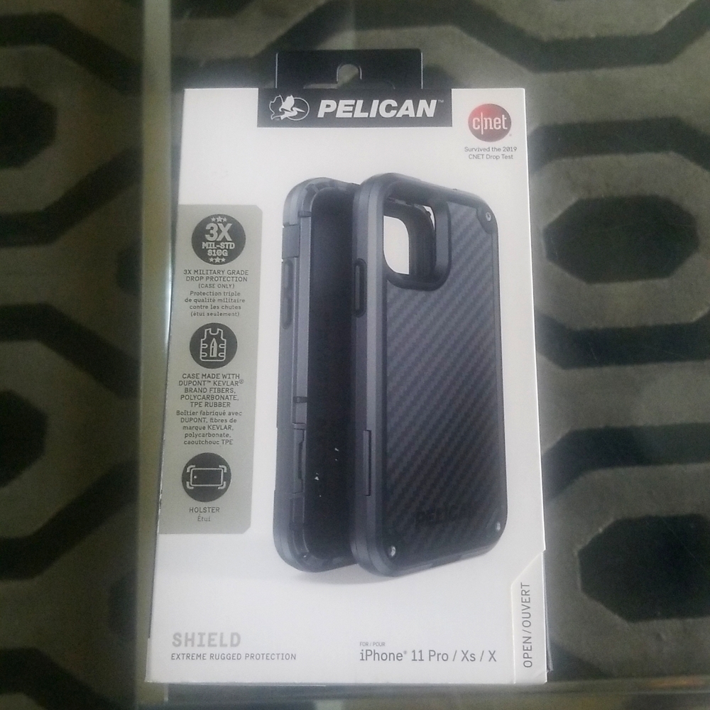 Pelican otta box for Iphone 11 pro